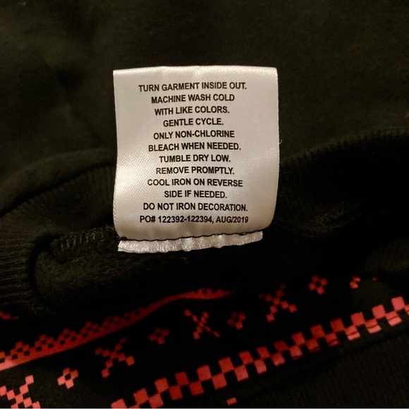 Nintendo Super Mario Brothers Luigi
Holiday Christmas Sweatshirt | Size M Boys - Picture 6 of 10